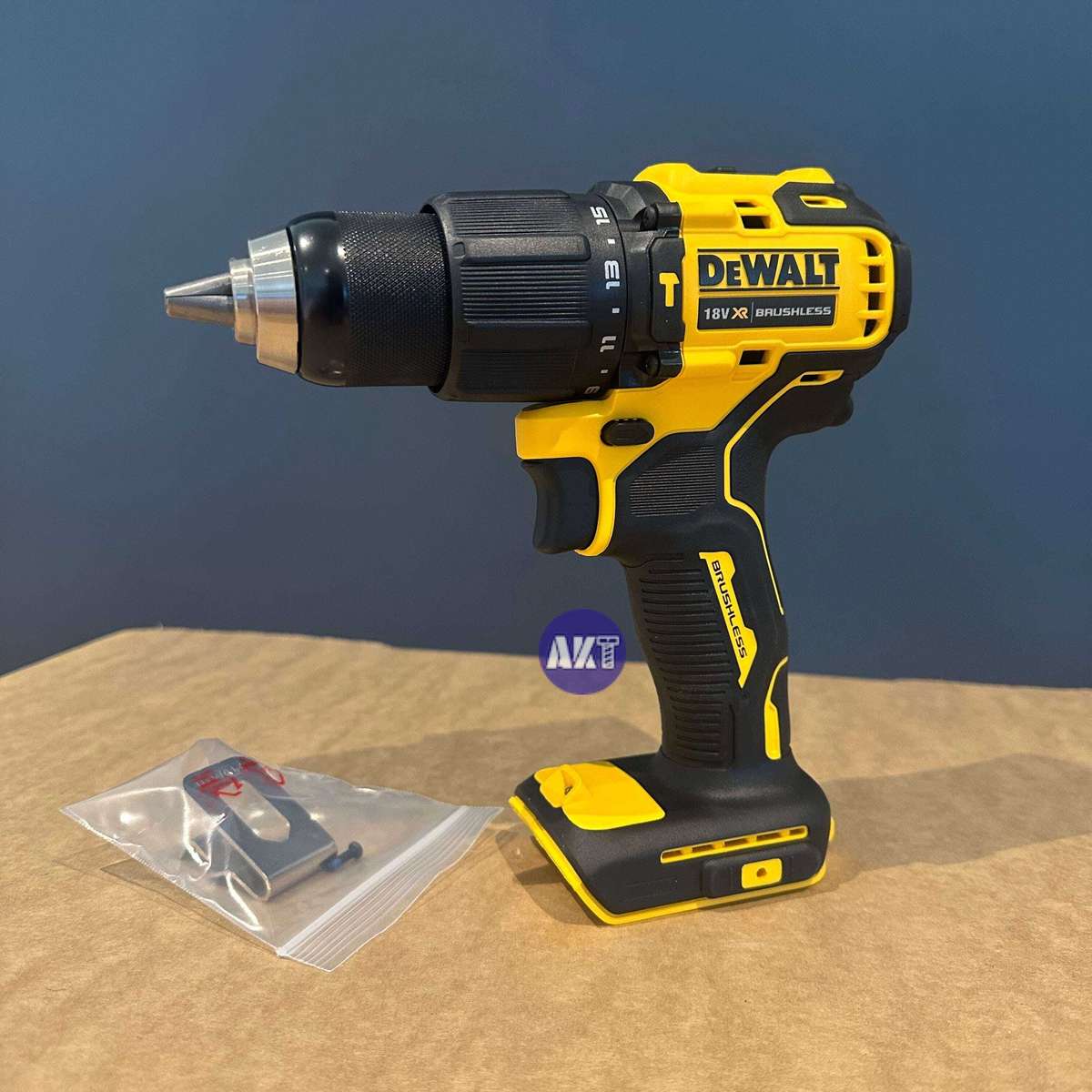 DeWalt 18V XR Brushless Compact Hammer Drill Driver DCD709N 7