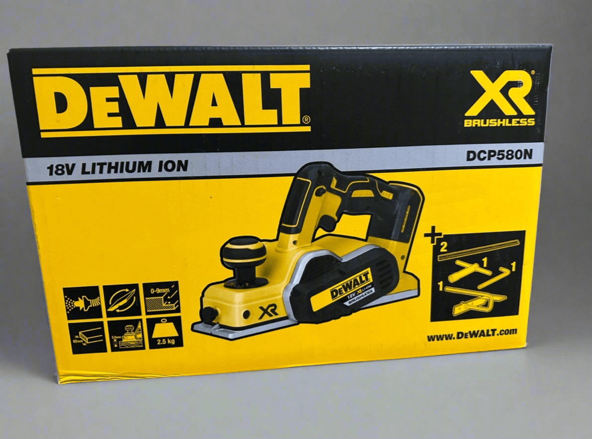DeWalt 18V XR Cordless Planer DCP580N Tool Skin Only
