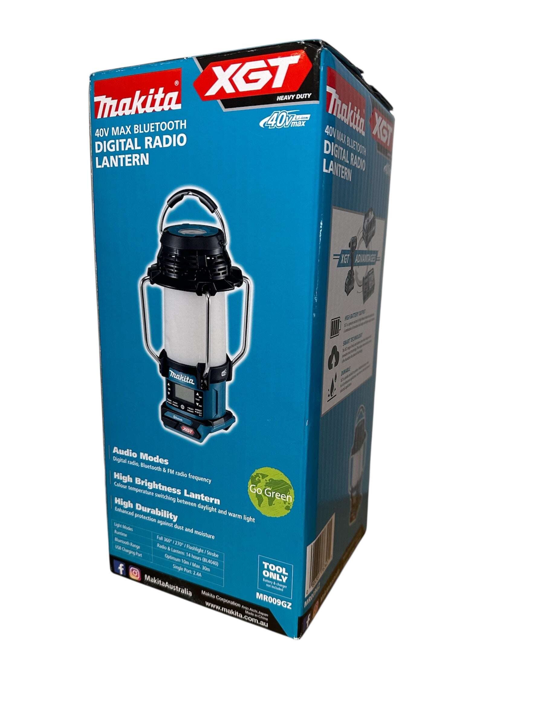 Makita 40V XGT LED Lantern Digital FM Radio Bluetooth USB MR009GZ