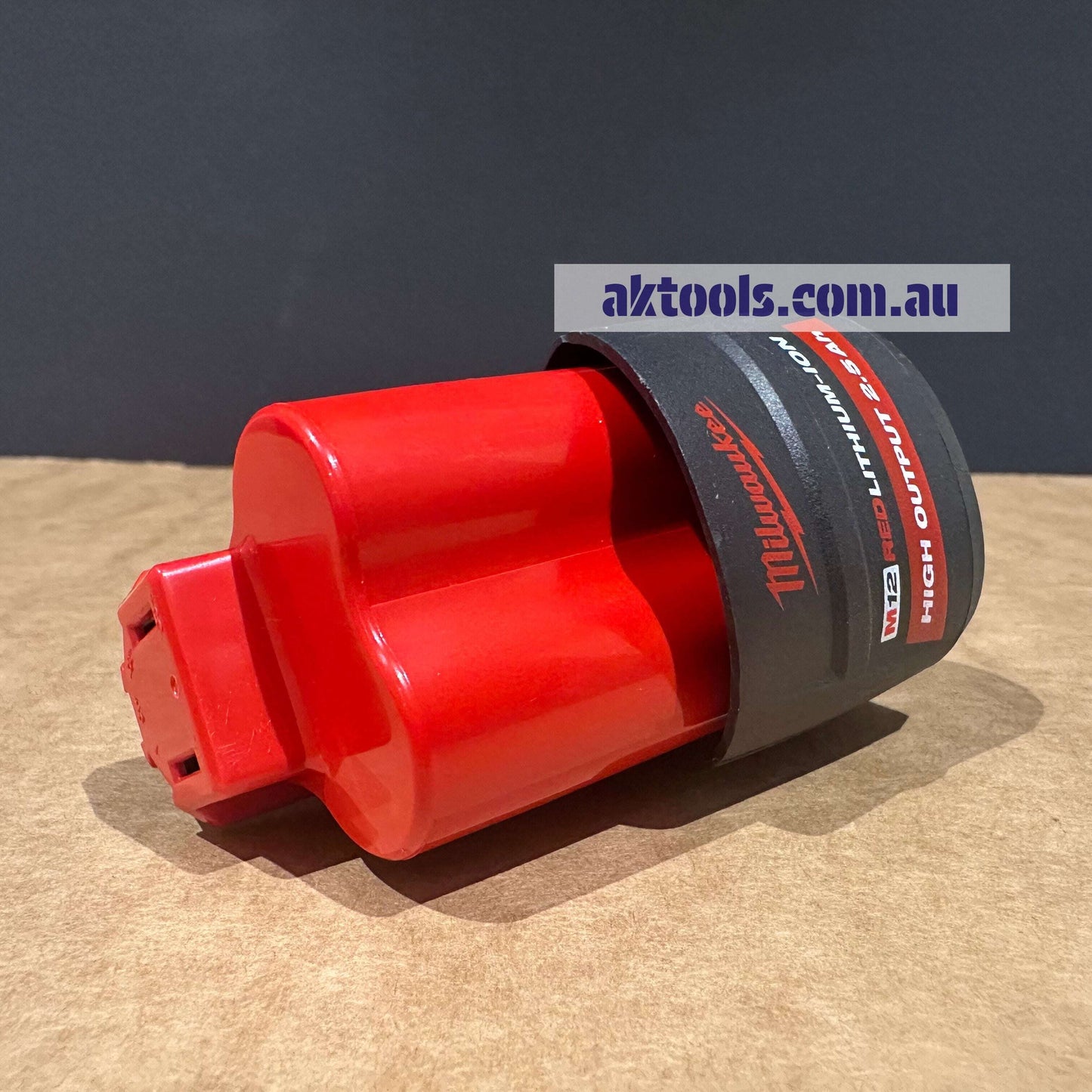 Milwaukee 12V Battery 2.5Ah High Output M12HB2
