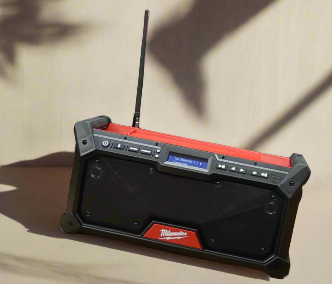Milwaukee M18JSRDAB20 18V Li-ion Cordless Bluetooth DAB+ Jobsite Digital Radio - Skin Only