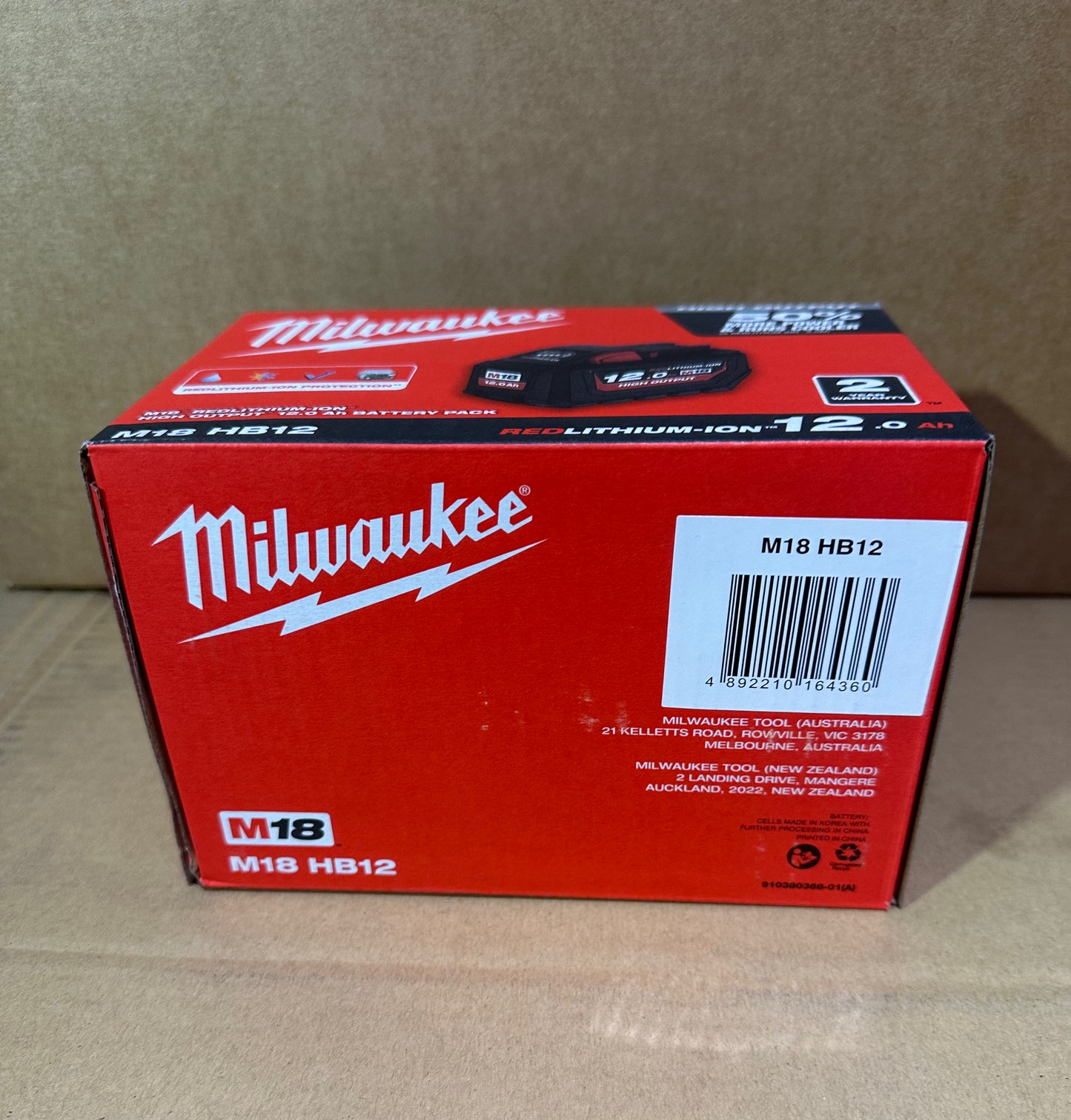 Milwaukee 18V Battery 12.0Ah Redlithium-ION High Output Battery Pack M18HB12 AK TOOLS